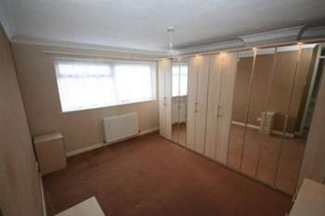  Image of 3 bedroom Detached house to rent in Roselands Drive Paignton TQ4 at Roselands Drive  Paignton, TQ4 7BT