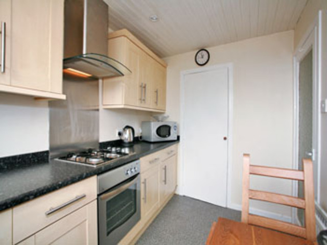  Image of 1 bedroom Flat to rent in Rosemount Place Aberdeen AB25 at City Centre Aberdeen Aberdeen, AB25 2YA