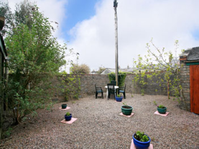  Image of 1 bedroom Flat to rent in Rosemount Place Aberdeen AB25 at City Centre Aberdeen Aberdeen, AB25 2YA