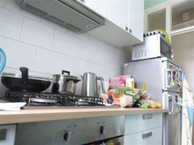  Image of 2 bedroom Flat to rent in Rosendale Road London SE21 at Dulwich, SE21 8DR