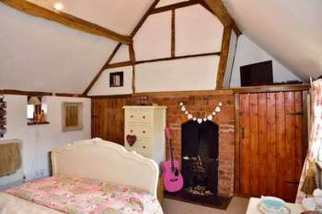  Image of 2 bedroom Detached house for sale in Ross Road Hereford HR2 at Ross Road  Hereford, HR2 7RJ