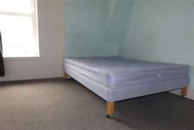  Image of 1 bedroom Flat to rent in Union Street Dundee DD1 at Dundee, DD1 4BN
