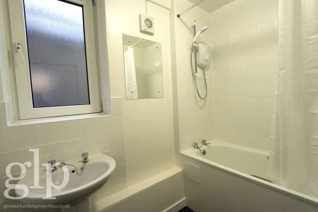  Image of 1 bedroom Flat to rent in Royal Street London SE1 at Royal Street Waterloo London, SE1 7EQ