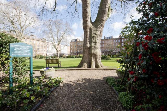  Image of 1 bedroom Ground Flat for sale in Nevern Square London SW5 at Nevern Square  Nevern Square, SW5 9PL