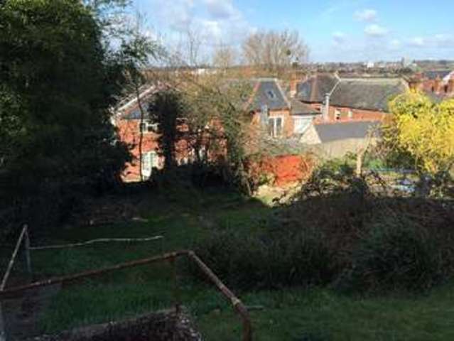  Image of 1 bedroom Detached house to rent in St. Catherines Road Southampton SO18 at 12 St Catherines Road  Southampton, SO18 1LJ