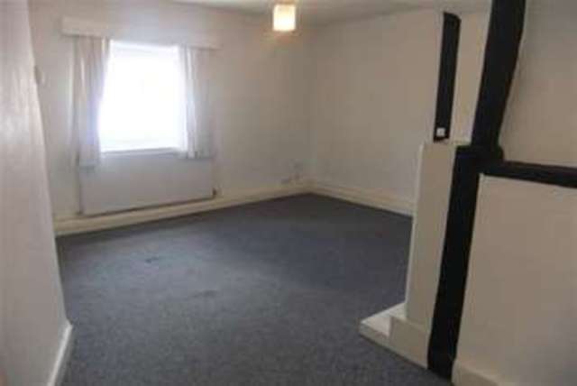  Image of 2 bedroom Flat to rent in High Street Salisbury SP1 at Salisbury, SP1 2PB