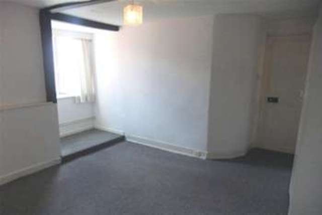  Image of 2 bedroom Flat to rent in High Street Salisbury SP1 at Salisbury, SP1 2PB