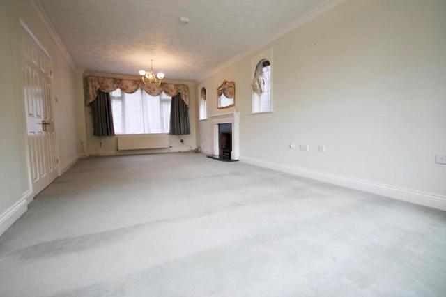  Image of 3 bedroom Detached house to rent in Sandpit Lane St. Albans AL1 at St Albans, AL1 4HG