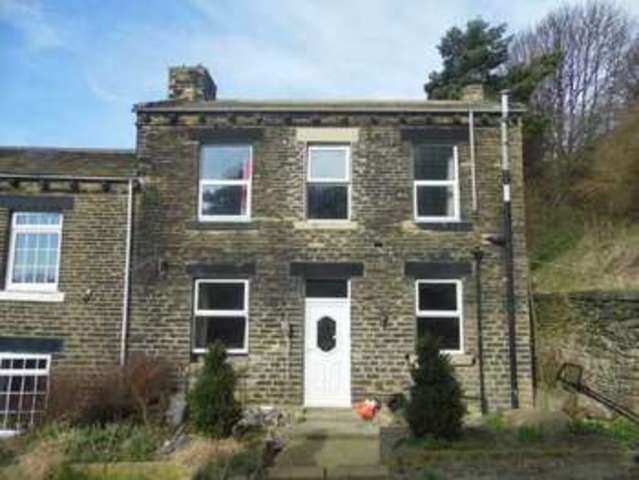  Image of 4 bedroom Semi-Detached house for sale in Sands Road Dewsbury WF12 at Dewsbury West Yorkshire Dewsbury, WF12 8JZ