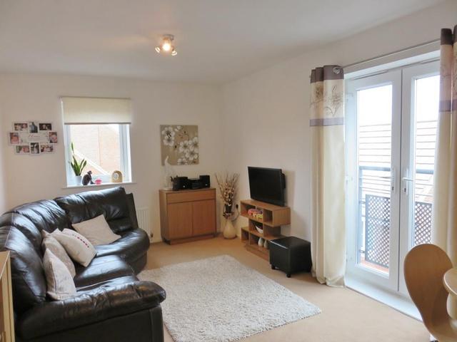  Image of 2 bedroom Flat to rent in Sandwell Park Kingswood Hull HU7 at Kingswood  HULL, HU7 3GY