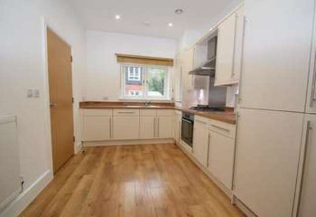  Image of 4 bedroom Semi-Detached house to rent in Schuster Close Cholsey Wallingford OX10 at Cholsey Wallingford, OX10 9GY