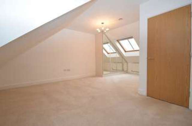  Image of 4 bedroom Semi-Detached house to rent in Schuster Close Cholsey Wallingford OX10 at Cholsey Wallingford, OX10 9GY