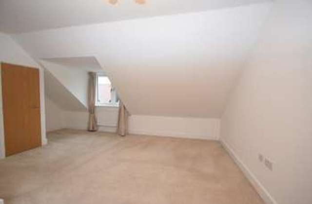 Image of 4 bedroom Semi-Detached house to rent in Schuster Close Cholsey Wallingford OX10 at Cholsey Wallingford, OX10 9GY