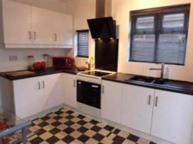  Image of 4 bedroom Bungalow for sale in Scraptoft Lane Leicester LE5 at Leicester Leicestershire Humberstone, LE5 2FD