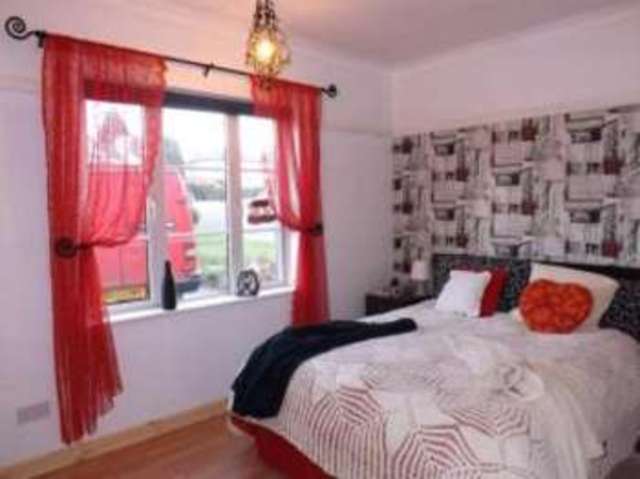  Image of 4 bedroom Bungalow for sale in Scraptoft Lane Leicester LE5 at Leicester Leicestershire Humberstone, LE5 2FD