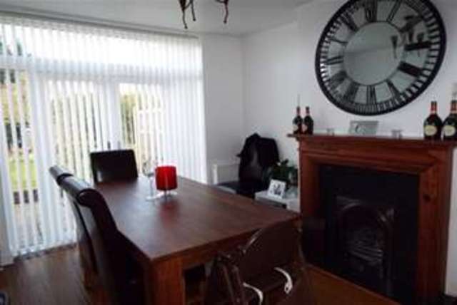  Image of 3 bedroom Detached house to rent in Seagrave Drive Oadby Leicester LE2 at Leicester, LE2 5GJ