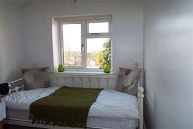  Image of 3 bedroom Detached house to rent in Seagrave Drive Oadby Leicester LE2 at Leicester, LE2 5GJ