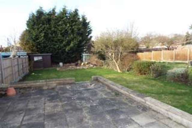  Image of 3 bedroom Detached house to rent in Seagrave Drive Oadby Leicester LE2 at Leicester, LE2 5GJ