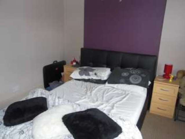  Image of 1 bedroom Terraced house for sale in Second Avenue Wakefield WF1 at Wakefield West Yorkshire Wakefield, WF1 2HU