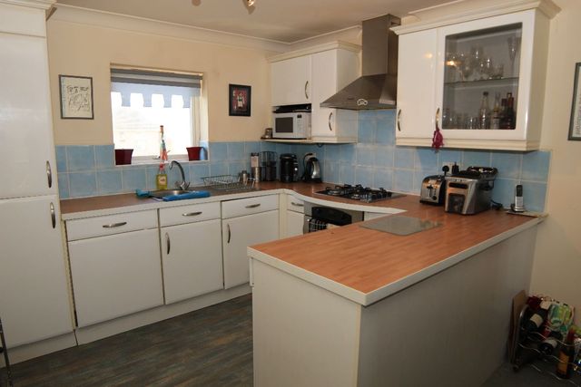  Image of 2 bedroom Apartment for sale in Selman Close Hythe Southampton SO45 at Selman Close  Hythe, Southampton, SO45 6JS
