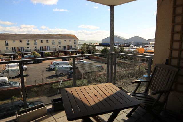  Image of 2 bedroom Apartment for sale in Selman Close Hythe Southampton SO45 at Selman Close  Hythe, Southampton, SO45 6JS