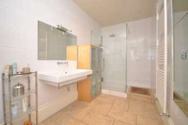  Image of 6 bedroom Detached house for sale in Victoria Avenue Shanklin PO37 at Shanklin Isle Of Wight, PO37 6LU