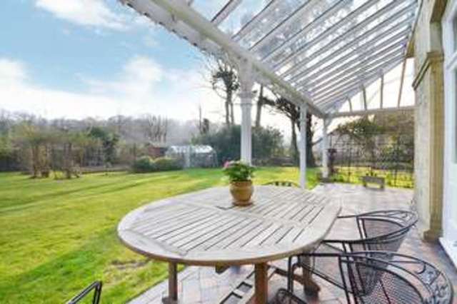  Image of 6 bedroom Detached house for sale in Victoria Avenue Shanklin PO37 at Shanklin Isle Of Wight, PO37 6LU