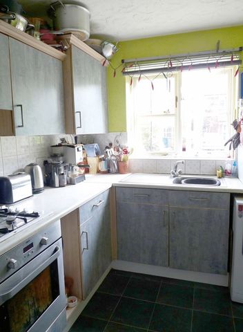  Image of 2 bedroom Detached house for sale in Shaw Road London SE22 at Shaw Road Array East Dulwich, SE22 8DP
