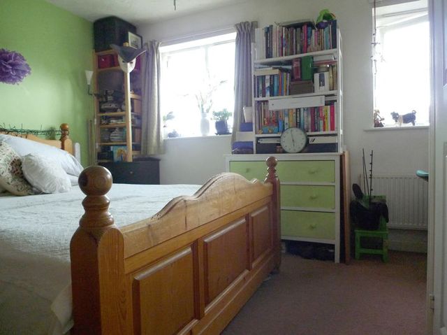  Image of 2 bedroom Detached house for sale in Shaw Road London SE22 at Shaw Road Array East Dulwich, SE22 8DP