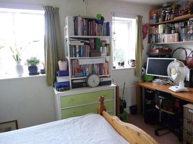  Image of 2 bedroom Detached house for sale in Shaw Road London SE22 at Shaw Road Array East Dulwich, SE22 8DP