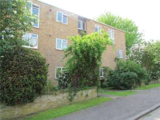  Image of 2 bedroom Flat to rent in Sherlock Court Cambridge CB3 at Coton, CB3 0JB