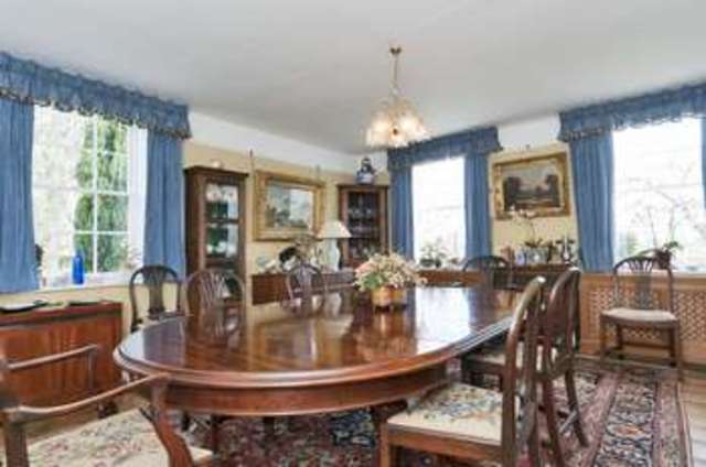  Image of 5 bedroom Detached house for sale in Wharf Road Shillingford Wallingford OX10 at Shillingford Wallingford Oxfordshire, OX10 7EW