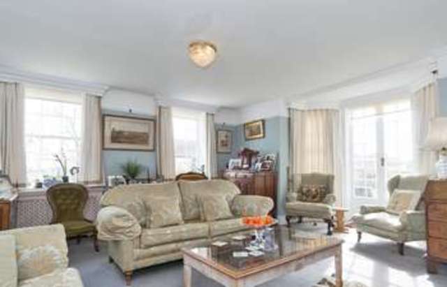  Image of 5 bedroom Detached house for sale in Wharf Road Shillingford Wallingford OX10 at Shillingford Wallingford Oxfordshire, OX10 7EW