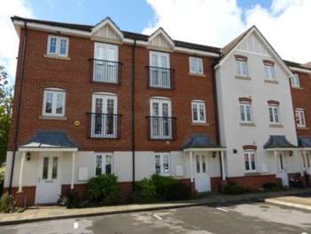  Image of 3 bedroom Detached house to rent in Perigee Shinfield Reading RG2 at Perigee Reading Reading, RG2 9FT