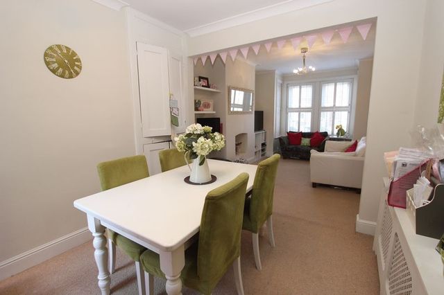  Image of 3 bedroom Terraced house for sale in Charlton Road Shirley Southampton SO15 at Charlton Road Shirley Southampton, SO15 5FL