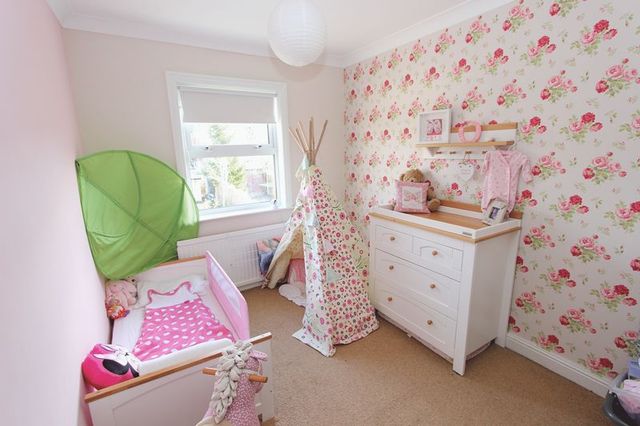  Image of 3 bedroom Terraced house for sale in Charlton Road Shirley Southampton SO15 at Charlton Road Shirley Southampton, SO15 5FL