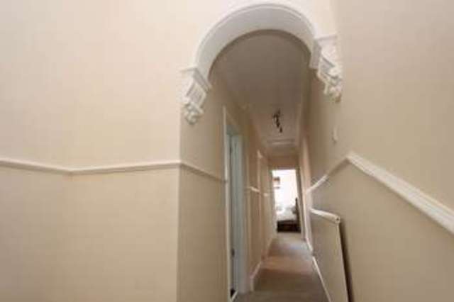  Image of 2 bedroom Flat for sale in Arthur Road Shirley Southampton SO15 at Arthur Road Shirley Southampton, SO15 5DZ