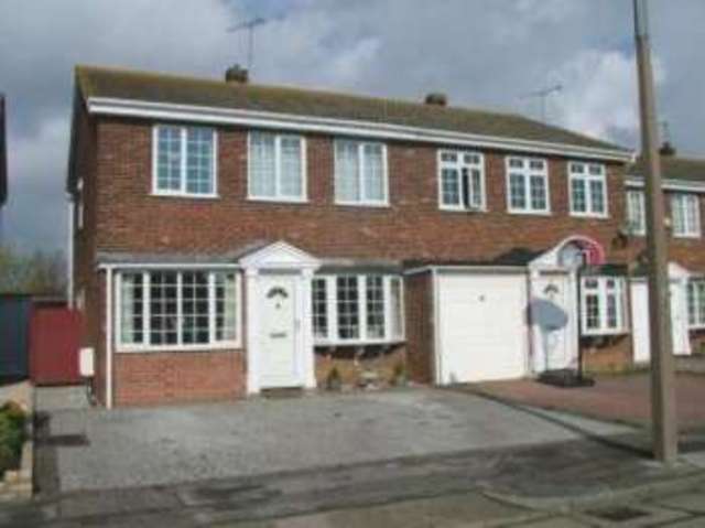  Image of 3 bedroom End of Terrace for sale in Turner Close Shoeburyness Southend-on-Sea SS3 at Shoeburyness Southend-on-Sea North Shoebury, SS3 9TL