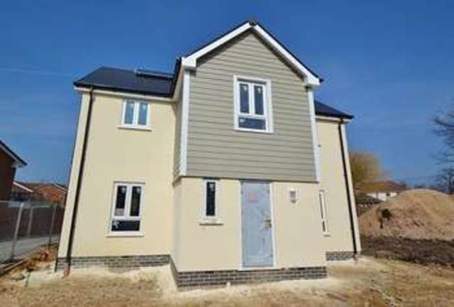  Image of 3 bedroom Detached house for sale in Botley Gardens Southampton SO19 at Botley Gardens  Southampton, SO19 0SW