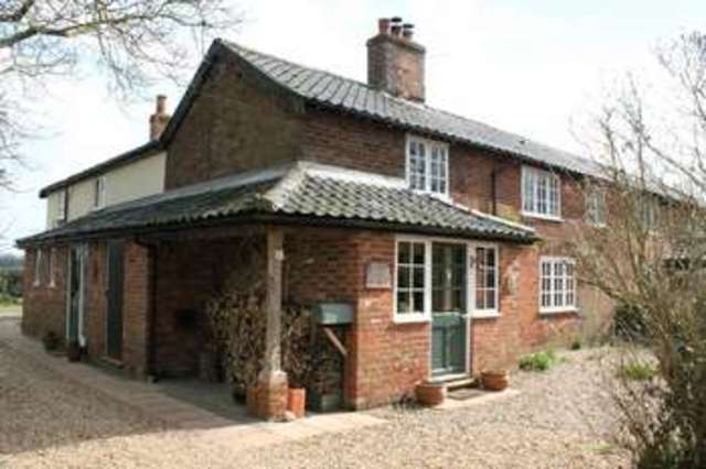  Image of 4 bedroom Cottage for sale in Silver Green Hempnall Norwich NR15 at Hempnall Norwich Hempnall Green, NR15 2NL
