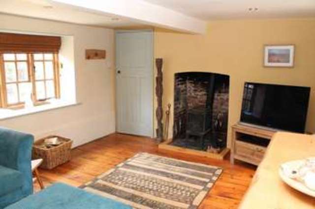 Image of 4 bedroom Cottage for sale in Silver Green Hempnall Norwich NR15 at Hempnall Norwich Hempnall Green, NR15 2NL