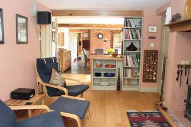  Image of 4 bedroom Cottage for sale in Silver Green Hempnall Norwich NR15 at Hempnall Norwich Hempnall Green, NR15 2NL