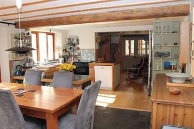  Image of 4 bedroom Cottage for sale in Silver Green Hempnall Norwich NR15 at Hempnall Norwich Hempnall Green, NR15 2NL