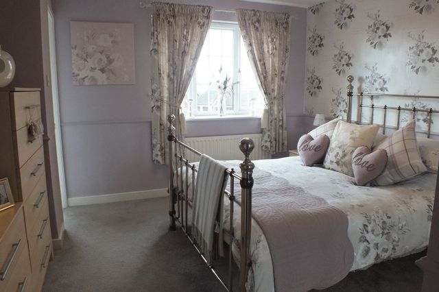  Image of 4 bedroom Detached house for sale in Silverstone Crescent Packmoor Stoke-on-Trent ST6 at Silverstone Crescent Packmoor Stoke-On-Trent, ST6 6XP