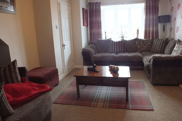  Image of 4 bedroom Detached house for sale in Silverstone Crescent Packmoor Stoke-on-Trent ST6 at Silverstone Crescent Packmoor Stoke-On-Trent, ST6 6XP