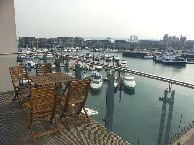  Image of 2 bedroom Apartment to rent in Channel Way Ocean Village Southampton SO14 at 33 Channel Way Ocean Village Southampton, SO14 3JF