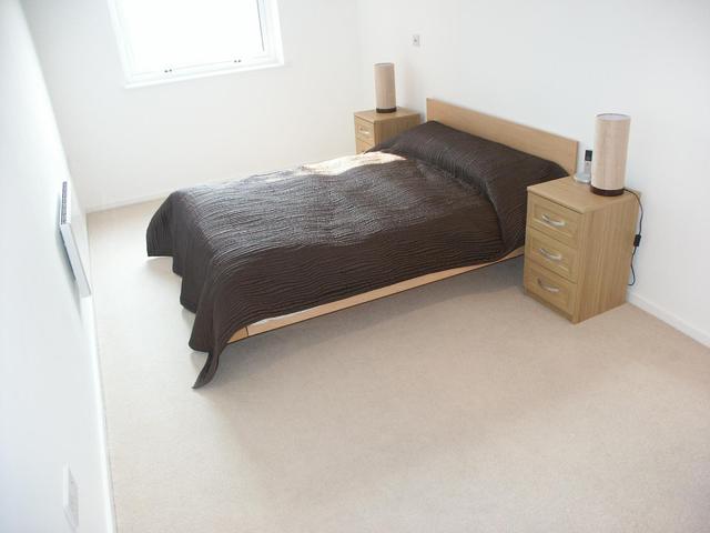  Image of 2 bedroom Apartment to rent in Channel Way Ocean Village Southampton SO14 at 33 Channel Way Ocean Village Southampton, SO14 3JF