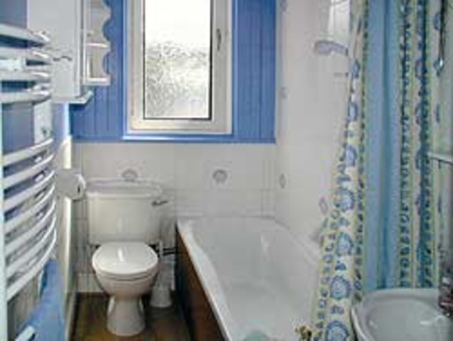  Image of 2 bedroom Flat to rent in Slateford Road Edinburgh EH11 at Slateford Edinburgh Edinburgh, EH11 1PA