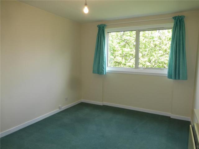  Image of 3 bedroom Flat to rent in South Oswald Road Edinburgh EH9 at Grange Edinburgh Edinburgh, EH9 2HQ