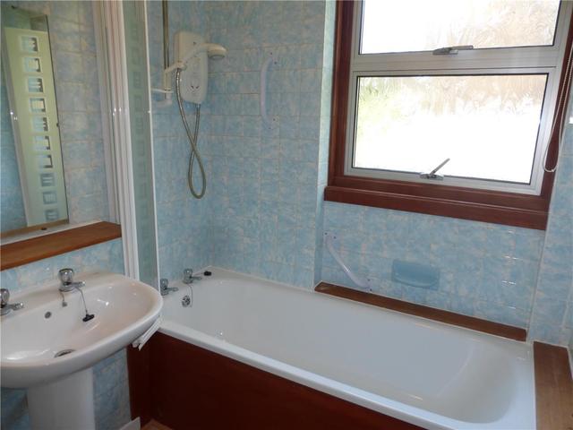 Image of 3 bedroom Flat to rent in South Oswald Road Edinburgh EH9 at Grange Edinburgh Edinburgh, EH9 2HQ